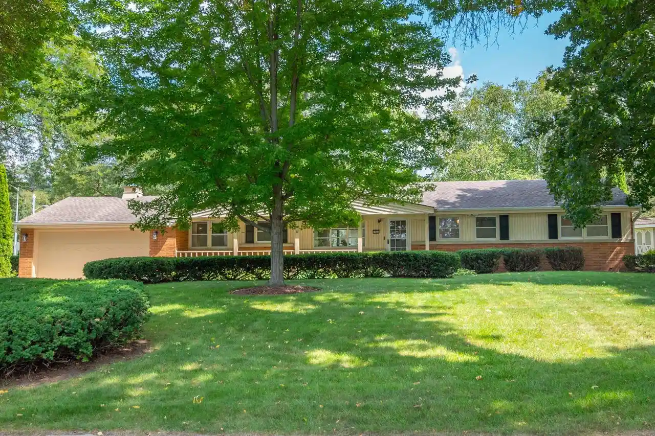 Photo 1 of Single family home for sale at 2308 S Green Links Dr, Milwaukee, WI 53227 | MLS# 1979012 | Listing updated on 2026-09-12