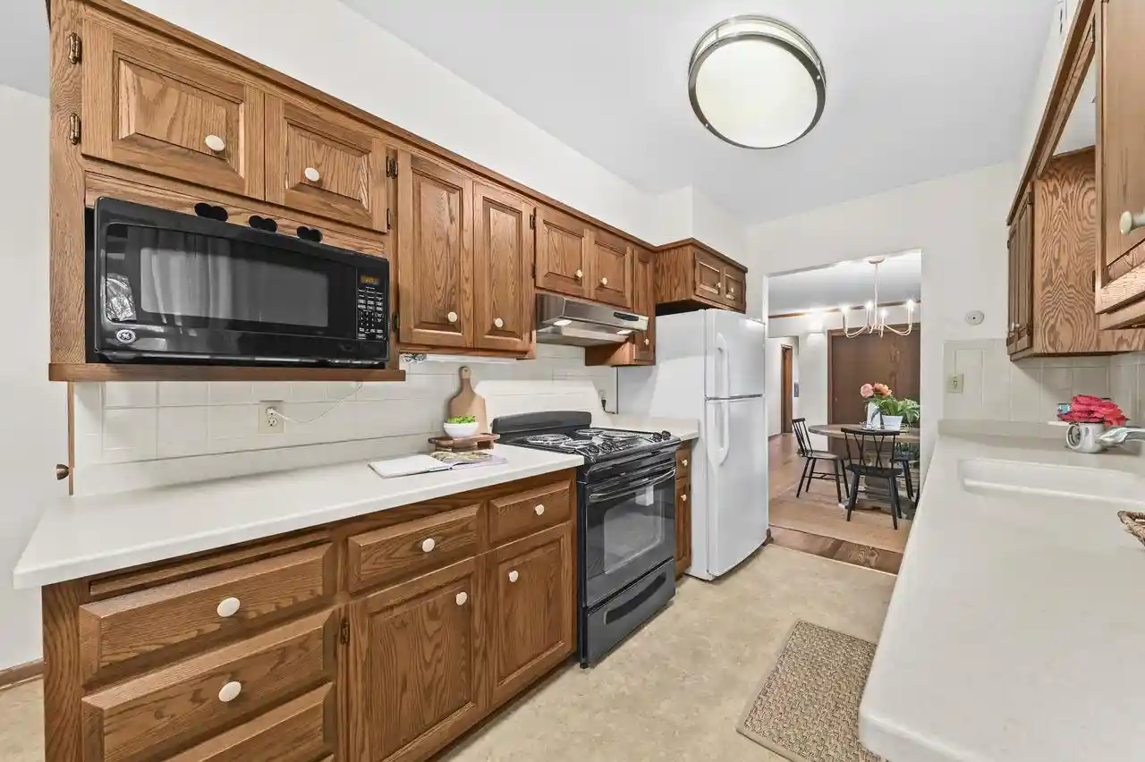 Photo 3 of Single family home for sale at 2308 S Green Links Dr, Milwaukee, WI 53227 | MLS# 1979012 | Listing updated on 2026-09-12