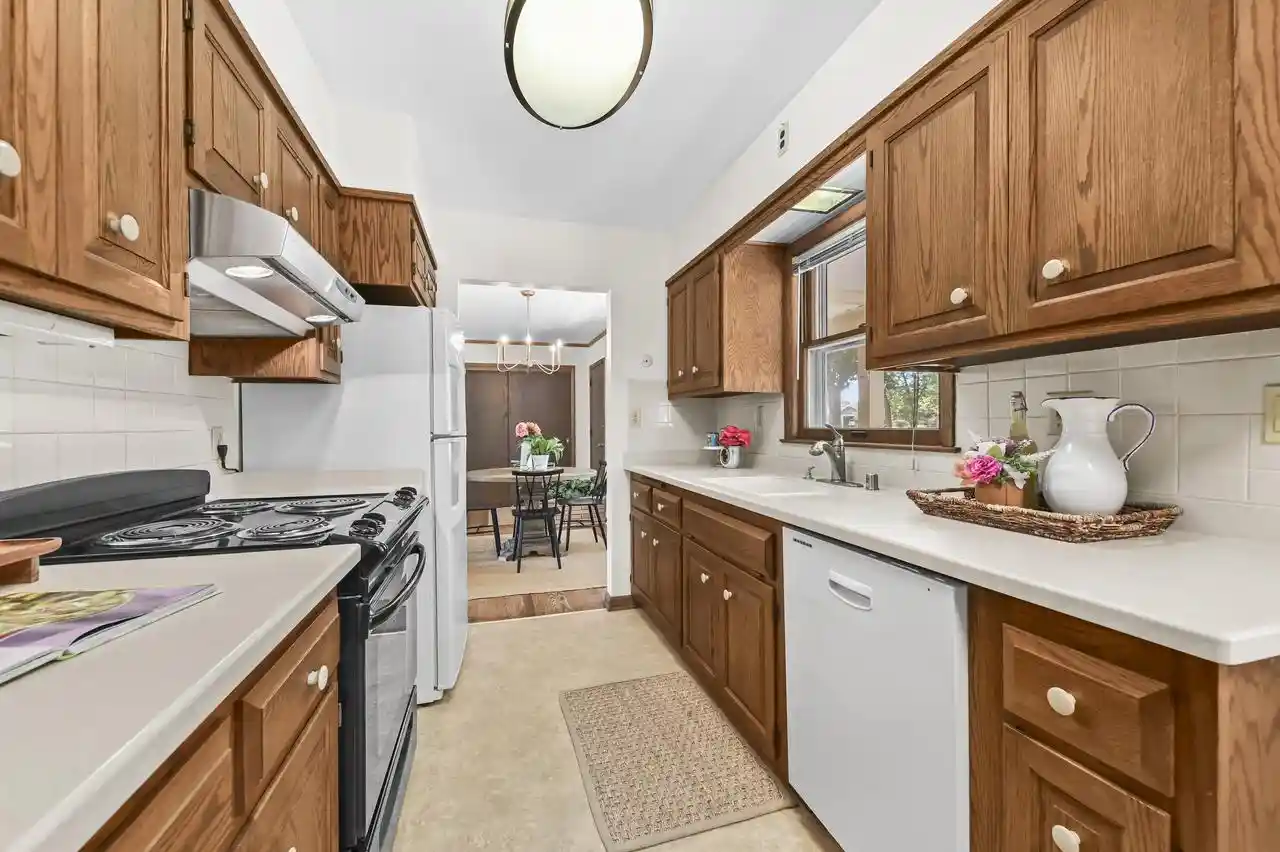 Photo 3 of Single family home for sale at 2308 S Green Links Dr, Milwaukee, WI 53227 | MLS# 1979012 | Listing updated on 2026-09-12