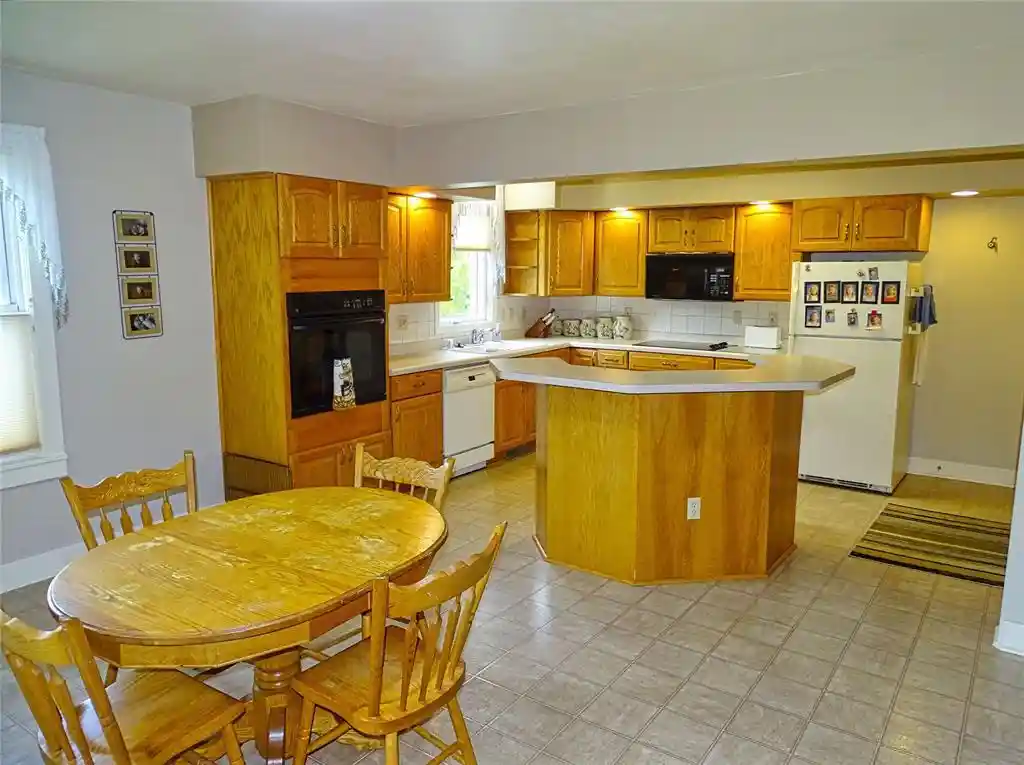 Photo 2 of Single family home for sale at 402 E Prospect St, Durand, WI 54736 | MLS# 1604840 | Listing updated on 2026-09-14