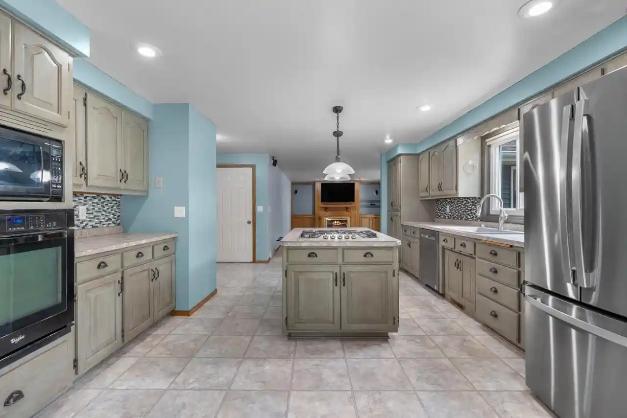 Photo 3 of Single family home for sale at 2153 Balsam Way, Green Bay, WI 54313 | MLS# 50332117 | Listing updated on 2026-09-04