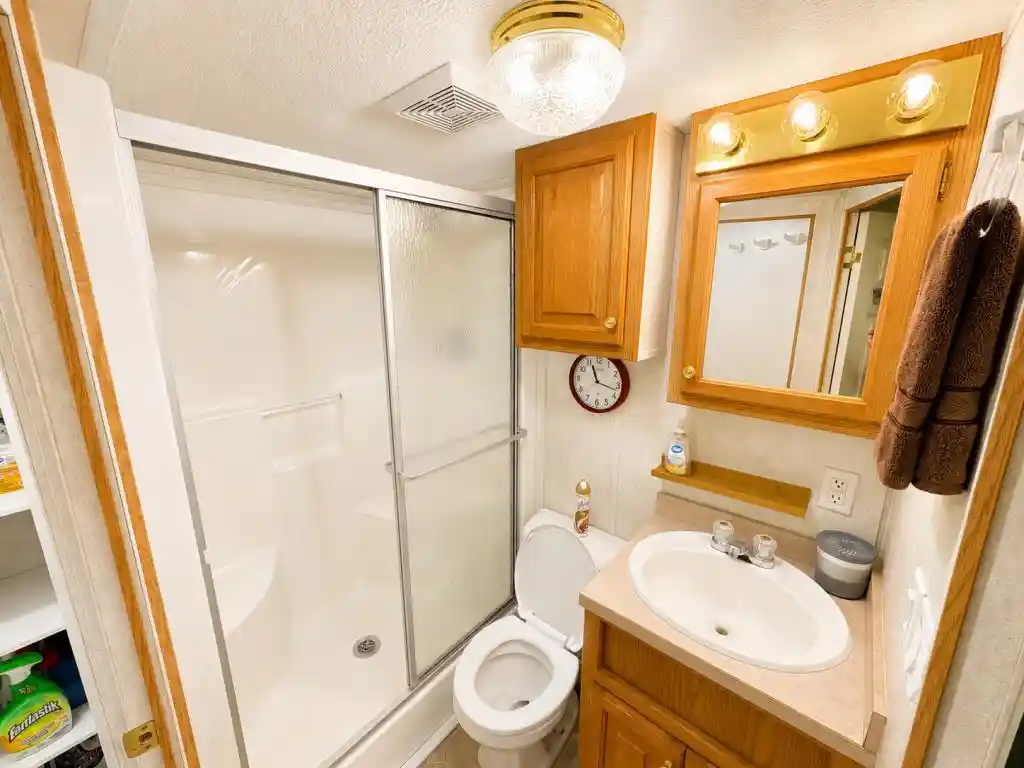 Photo 2 of Sale Pending at 35 Highview Ln, Edgerton, WI 53534 | MLS# 2031923 | Listing updated on 2026-09-16