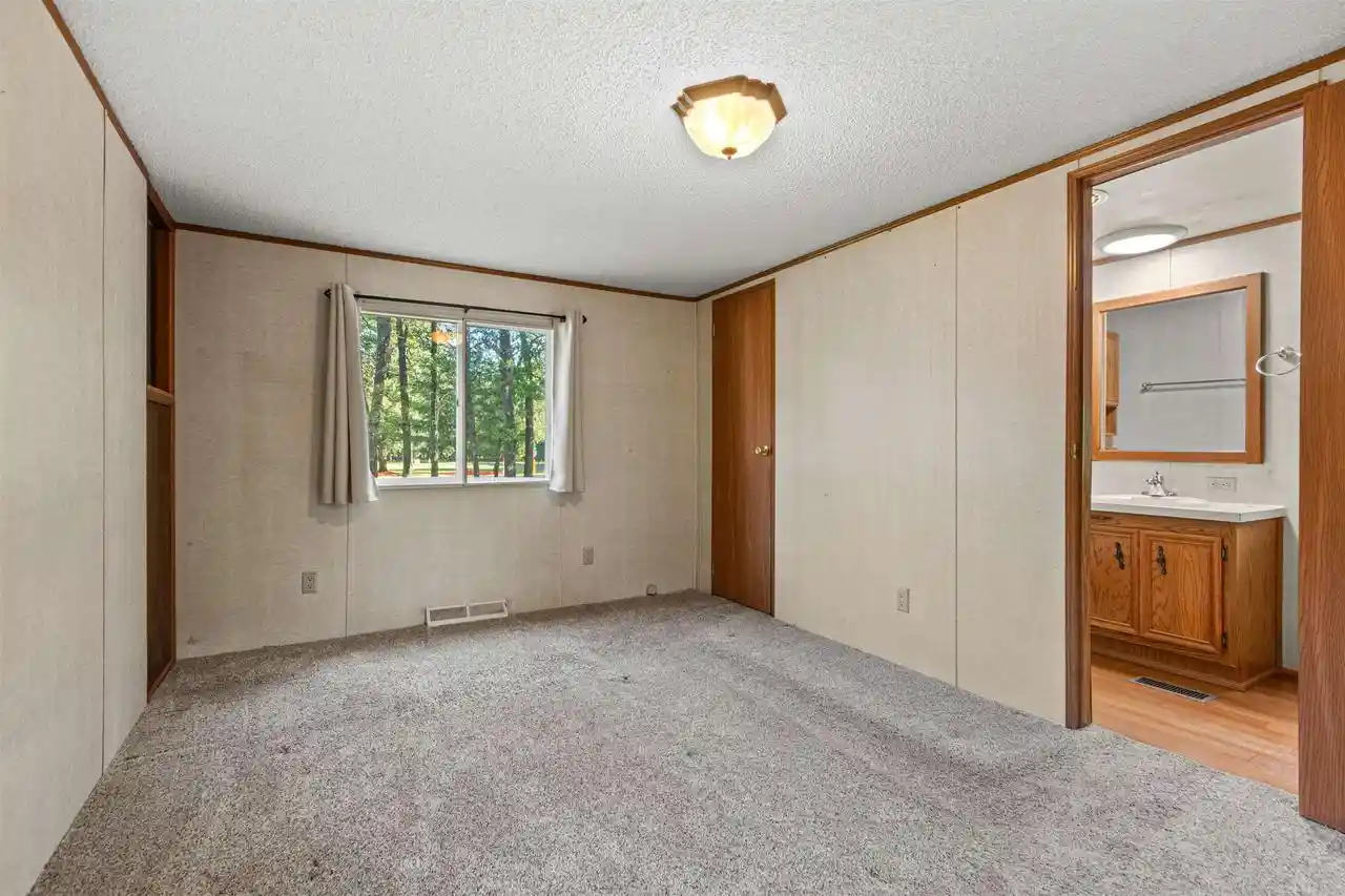Photo 4 of Single family home for sale at 1617 Archer Ln, Nekoosa, WI 54457 | MLS# 2031925 | Listing updated on 2026-09-21