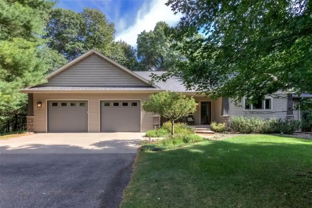 Photo 1 of Single family home for sale at 5500 Harold St, Eau Claire, WI 54701 | MLS# 1604521 | Listing updated on 2026-09-12