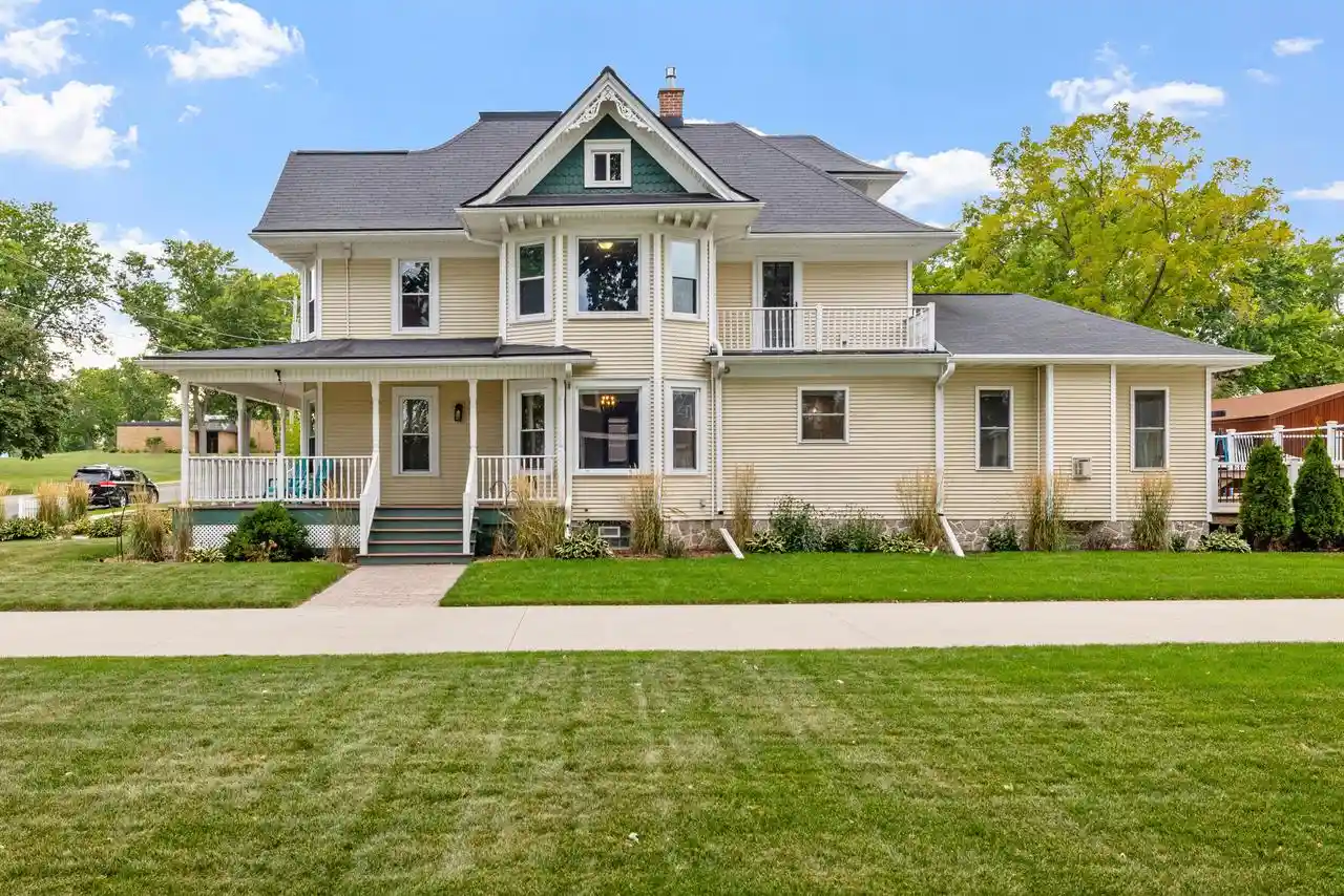 Single family home for sale at 40 W Van Altena Ave, Cedar Grove, WI 53013 | MLS# 1979033