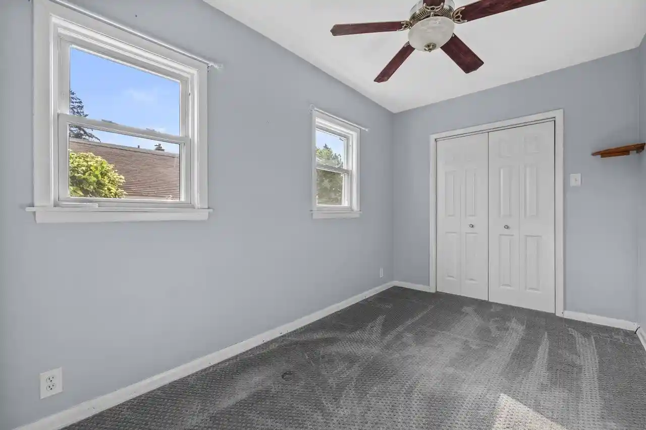 Photo 3 of Single family home for sale at 1712 Athaleen Ave, Mount Pleasant, WI 53403 | MLS# 1979035 | Listing updated on 2026-09-22