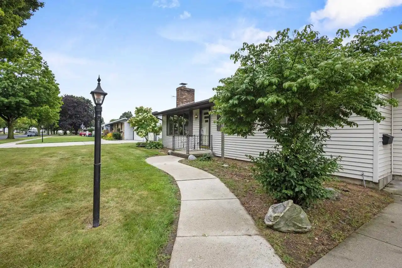 Photo 3 of Single family home for sale at 1203 2nd Street, Kewaunee, WI 54216 | MLS# 50332134 | Listing updated on 2026-09-09