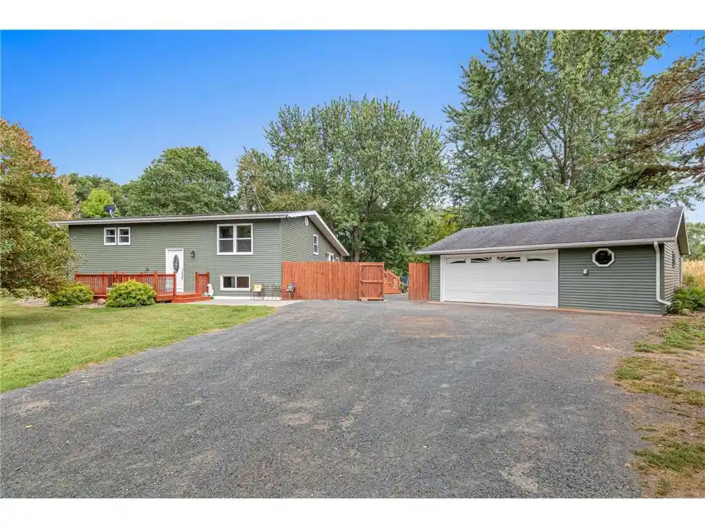 Photo 1 of Single family home for sale at 1757 220th Avenue, New Richmond, WI 54017 | MLS# 7129586 | Listing updated on 2026-09-15