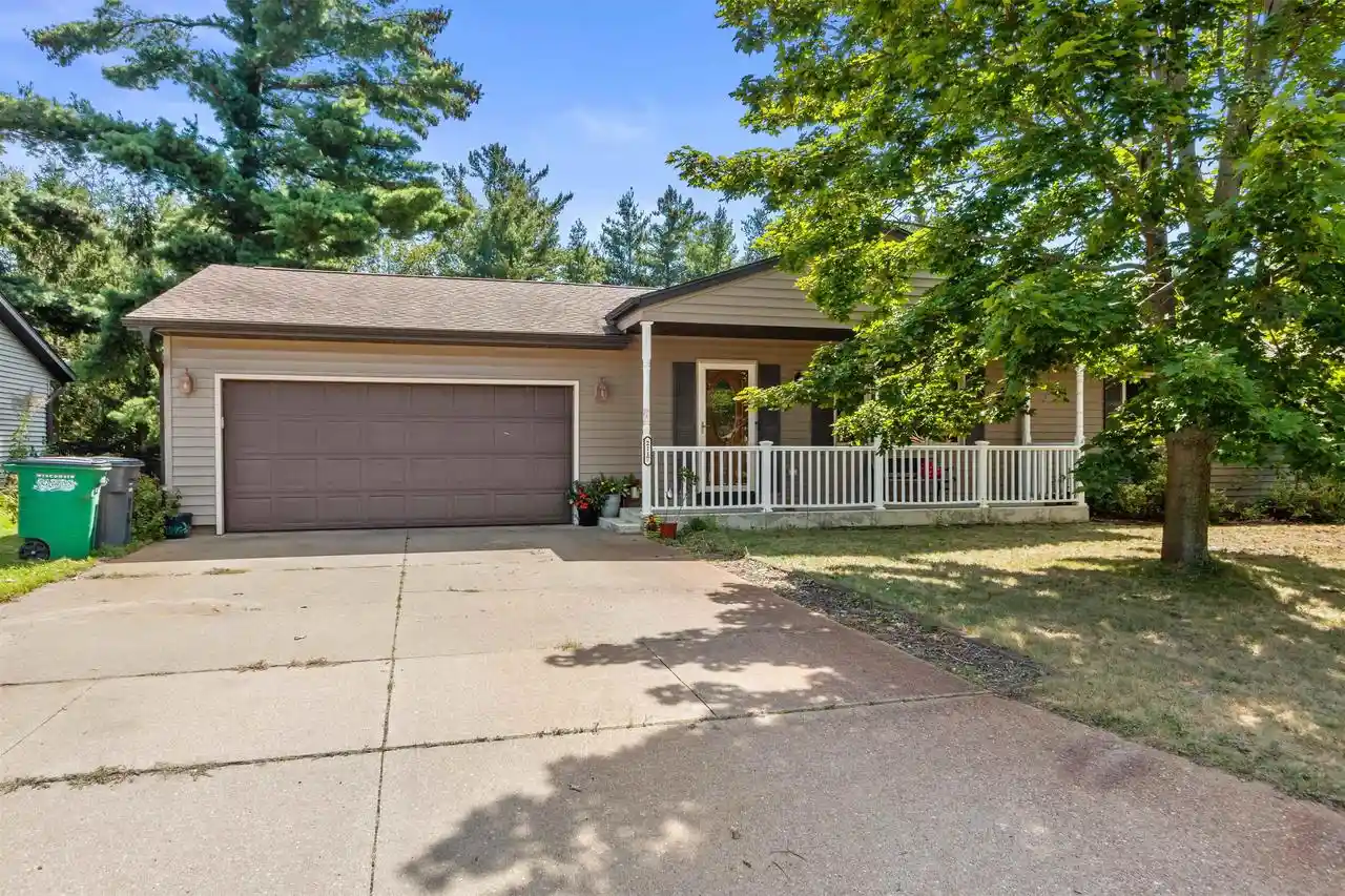 Photo 1 of Single family home for sale at 2117 Sherri Ln, Wisconsin Rapids, WI 54494 | MLS# 22604360 | Listing updated on 2026-09-11