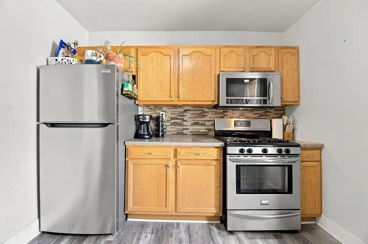 Photo 4 of Single family home for sale at 117 W Custer Ave, Oshkosh, WI 54901 | MLS# 50332138 | Listing updated on 2026-09-22