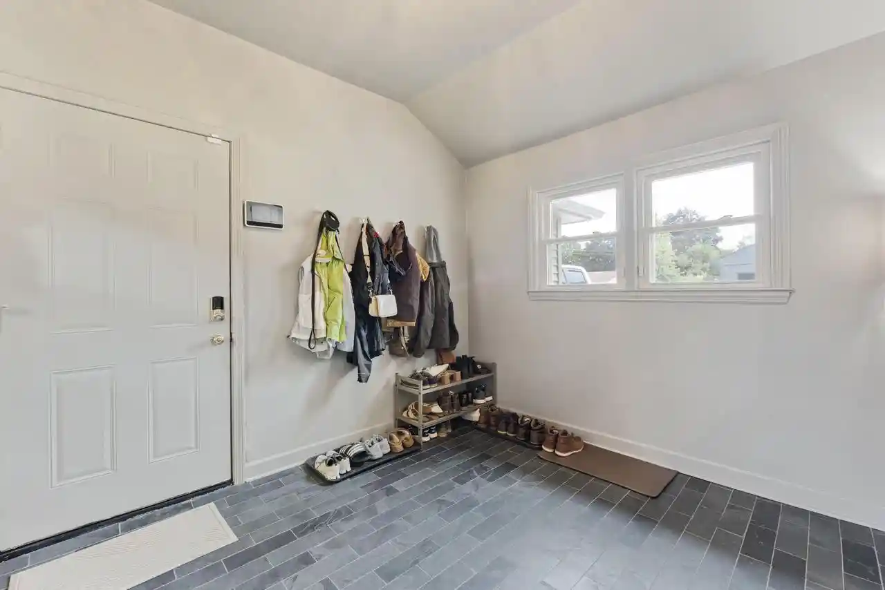 Photo 2 of Single family home for sale at 1090 W La Salle Ave, Glendale, WI 53209 | MLS# 1979050 | Listing updated on 2026-09-15
