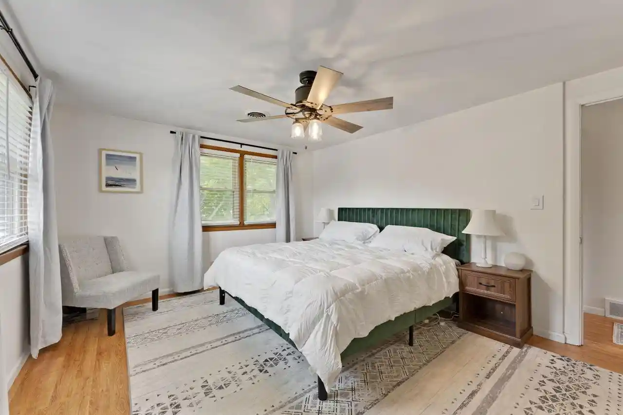 Photo 3 of Single family home for sale at 1090 W La Salle Ave, Glendale, WI 53209 | MLS# 1979050 | Listing updated on 2026-09-15