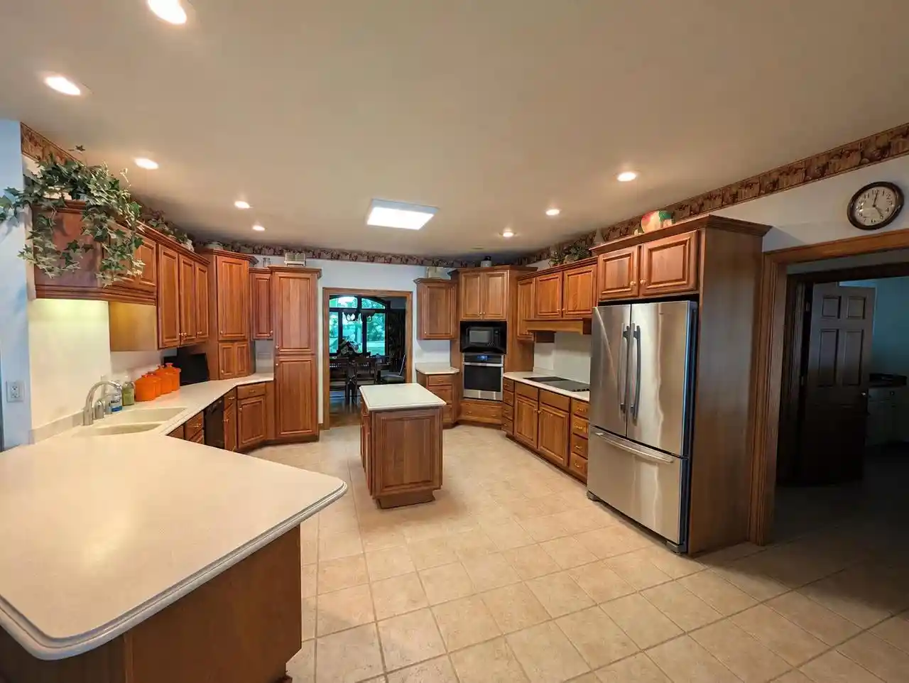 Photo 3 of Single family home for sale at 3300 Harbor Bay Rd, Oshkosh, WI 54901 | MLS# 50332141 | Listing updated on 2026-09-08