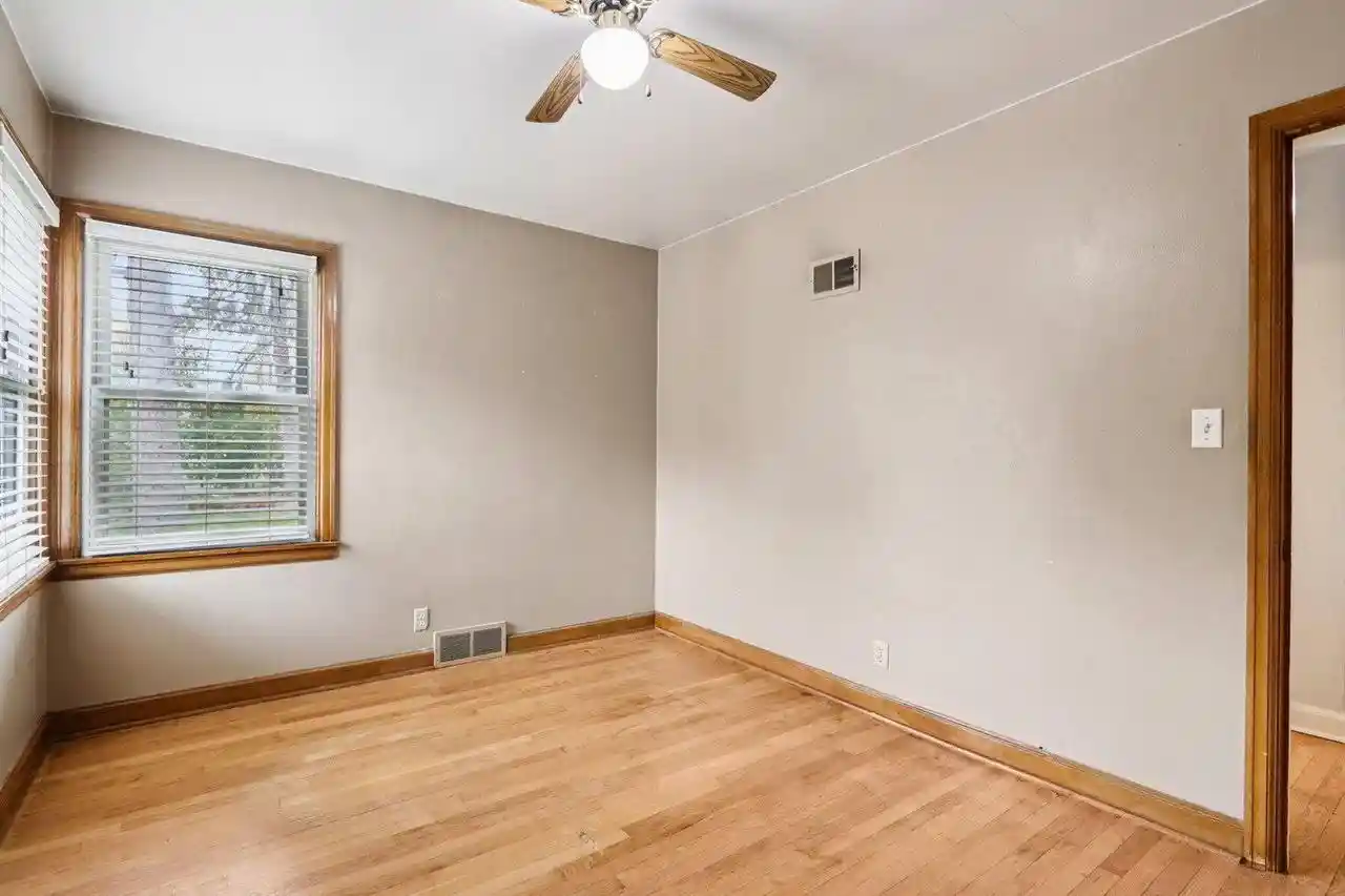 Photo 2 of Single family home for sale at 1011 W Silver Spring Dr, Milwaukee, WI 53209 | MLS# 1979054 | Listing updated on 2026-09-03
