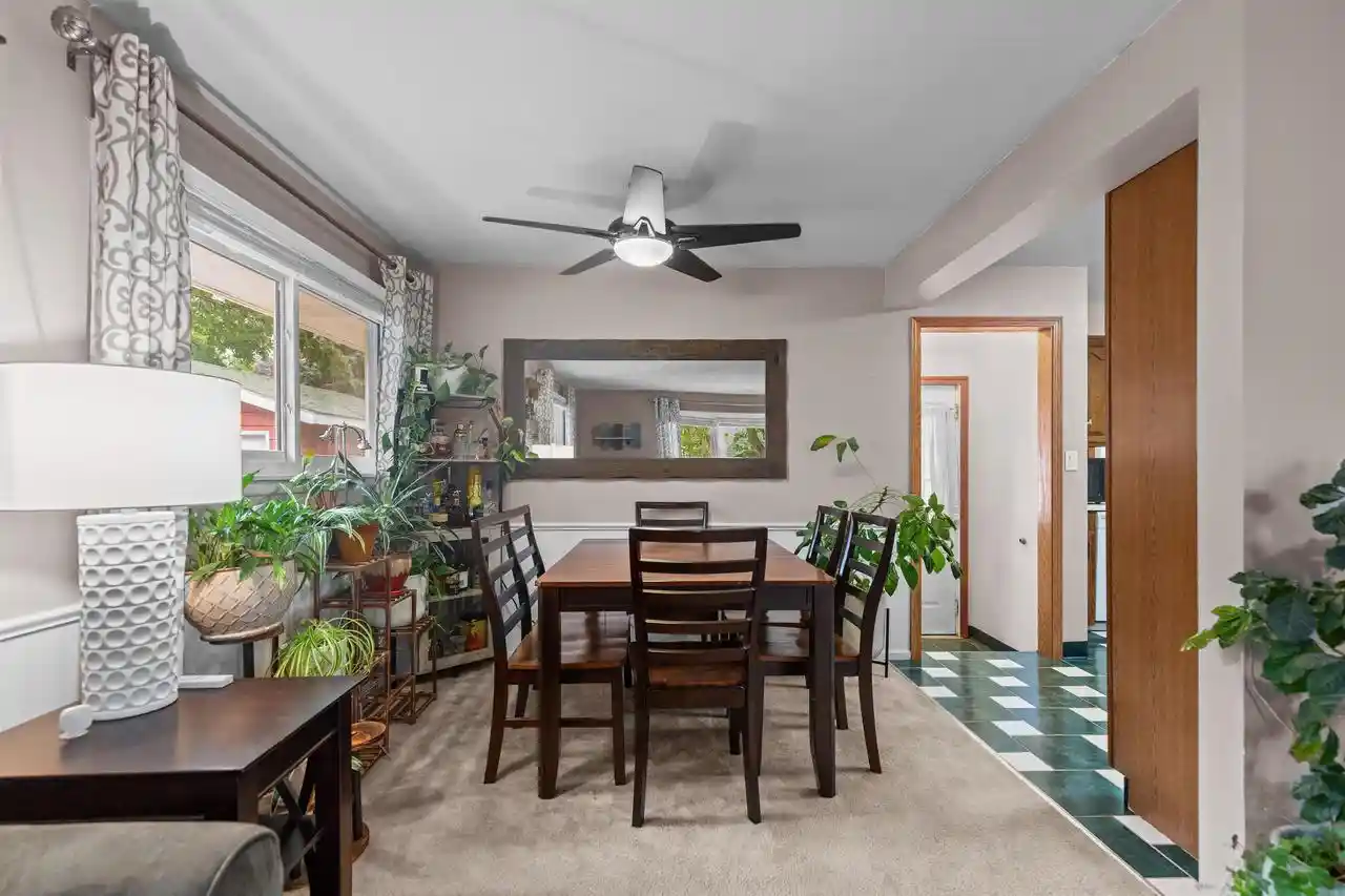 Photo 2 of Single family home for sale at 807 S Christine St, Appleton, WI 54915 | MLS# 50332139 | Listing updated on 2026-09-06