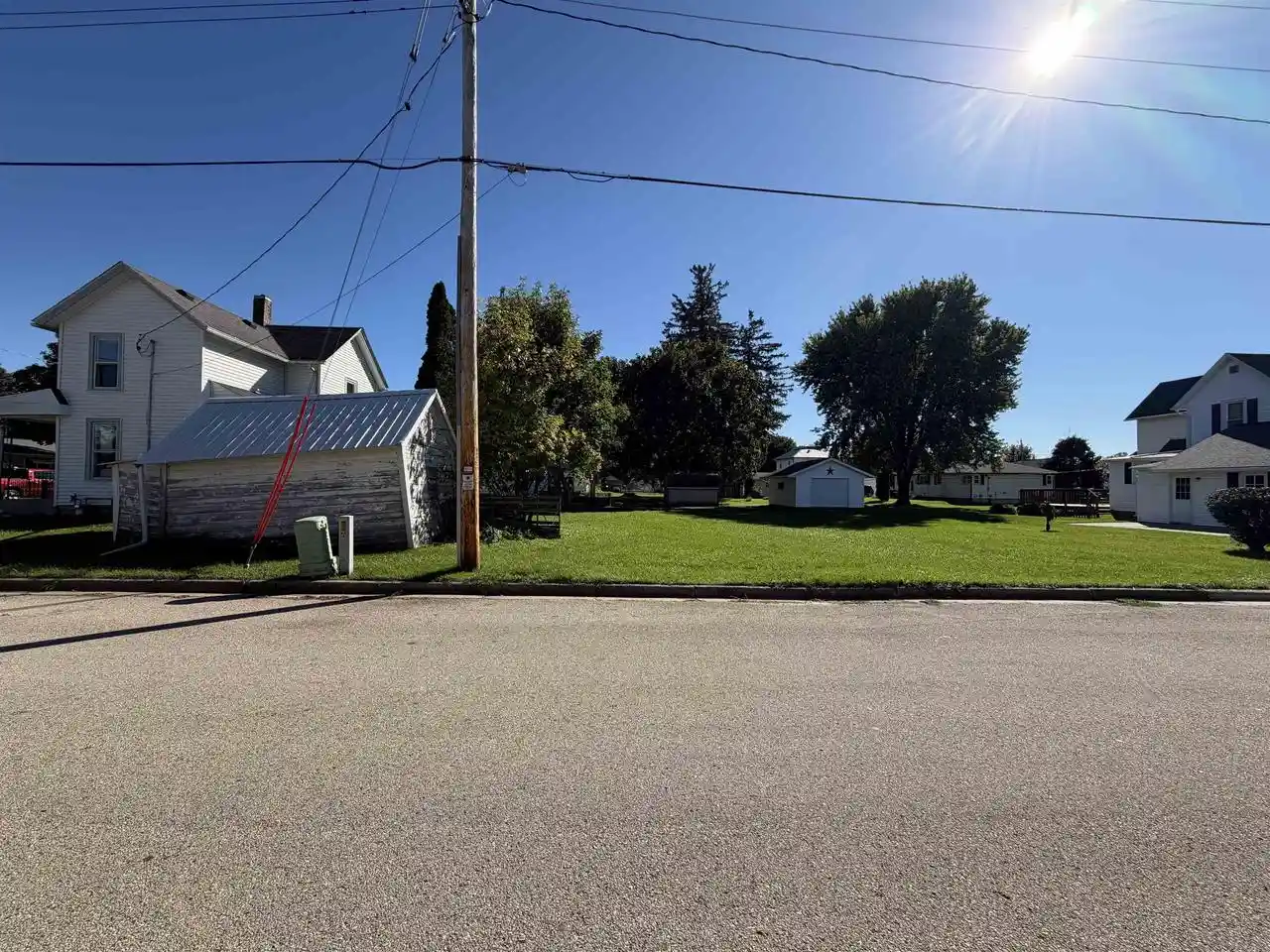 Photo 3 of Single family home for sale at 450 Harrison St, Lancaster, WI 53813 | MLS# 2031960 | Listing updated on 2026-10-05
