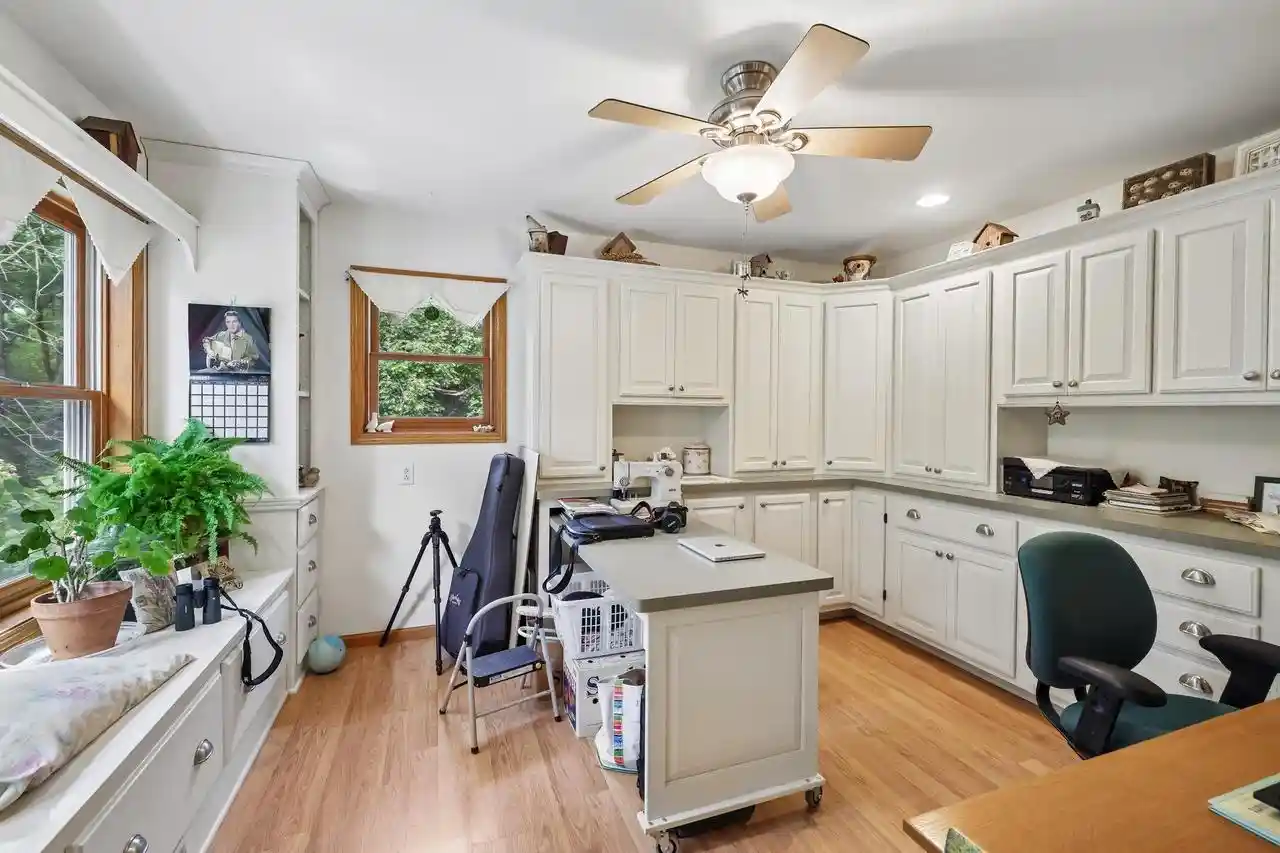Photo 4 of Single family home for sale at 936 Lawinger Rd, Mineral Point, WI 53565 | MLS# 2031965 | Listing updated on 2026-10-09