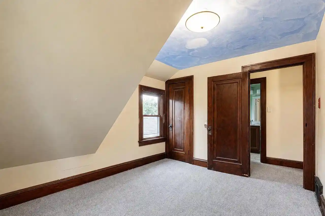 Photo 3 of Single family home for sale at 1621 N Division St, Appleton, WI 54911 | MLS# 50332154 | Listing updated on 2026-09-06