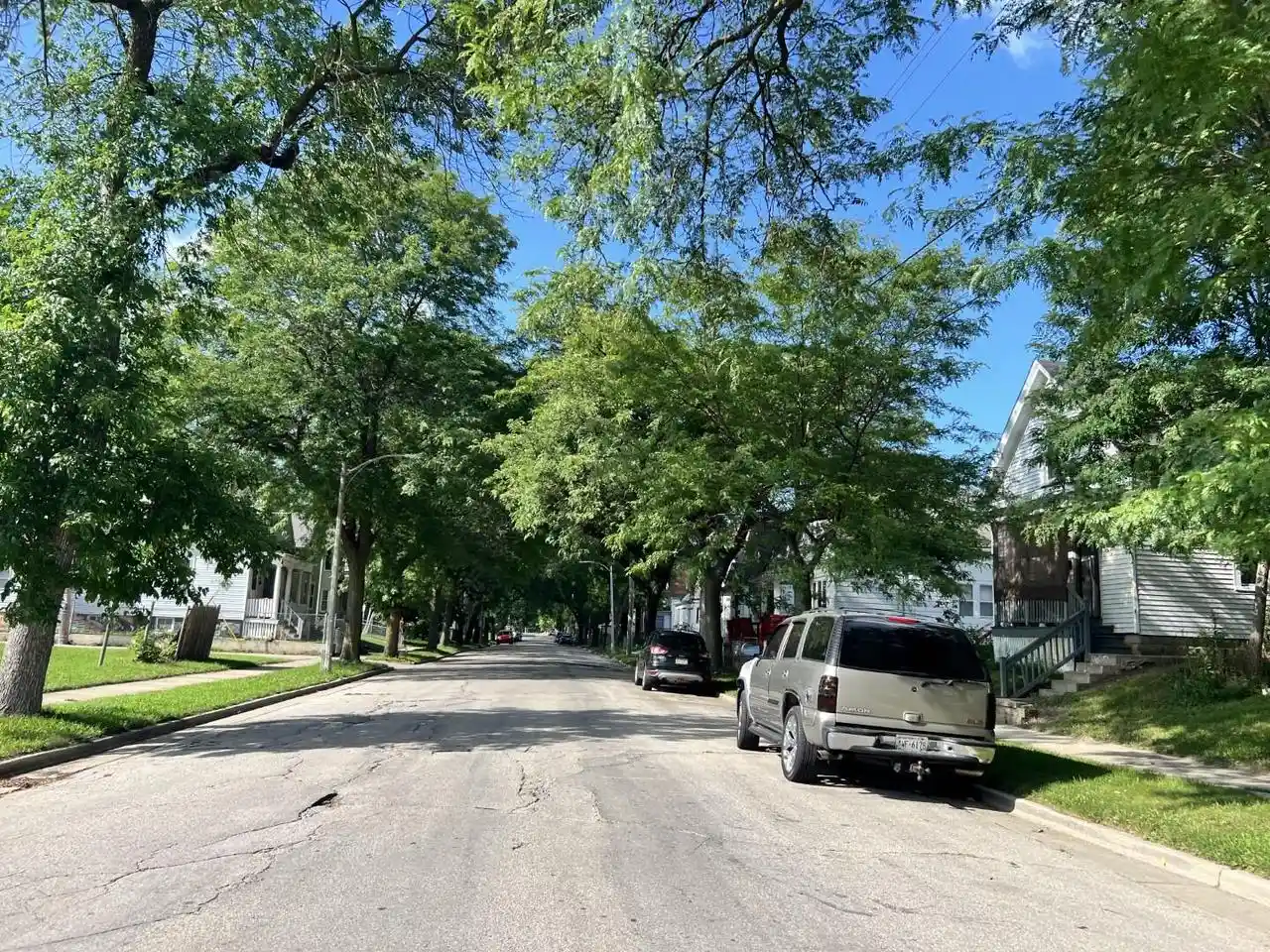 Photo 4 of Single family home for sale at 2565 N 10th Street, Milwaukee, WI 53206 | MLS# 1979087 | Listing updated on 2026-09-03