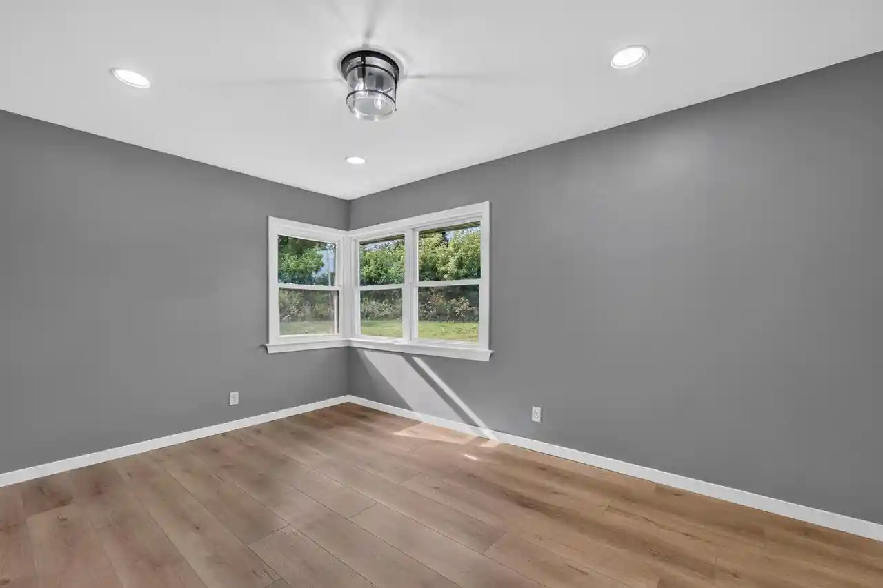 Photo 4 of Single family home for sale at W164n11974 Fond Du Lac Ave, Germantown, WI 53022 | MLS# 1979089 | Listing updated on 2026-09-29
