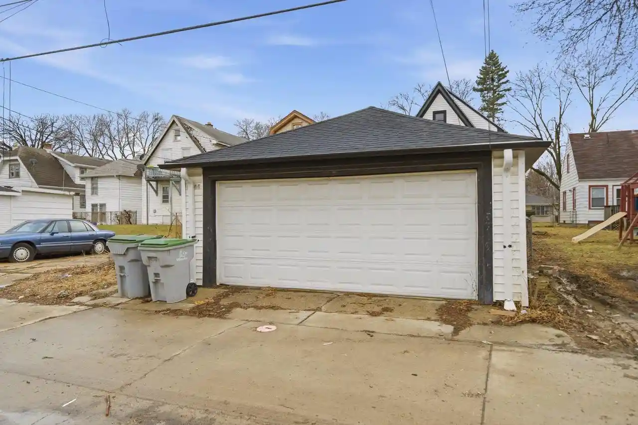 Photo 3 of Multi family home for sale at 3744 N 39th Street #3746, Milwaukee, WI 53216 | MLS# 1979110 | Listing updated on 2026-09-09