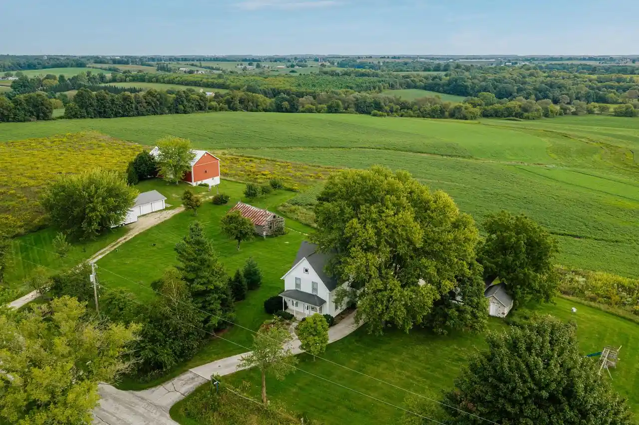 Photo 1 of Single family home for sale at N5022 Buchanan Rd, Hartford, WI 53027 | MLS# 1979114 | Listing updated on 2026-09-15