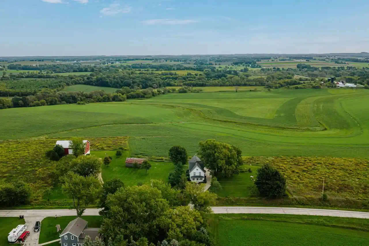 Photo 2 of Single family home for sale at N5022 Buchanan Rd, Hartford, WI 53027 | MLS# 1979114 | Listing updated on 2026-09-15