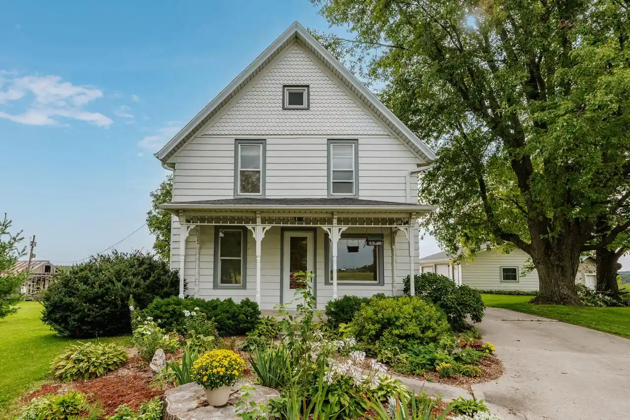 Photo 4 of Single family home for sale at N5022 Buchanan Rd, Hartford, WI 53027 | MLS# 1979114 | Listing updated on 2026-09-15