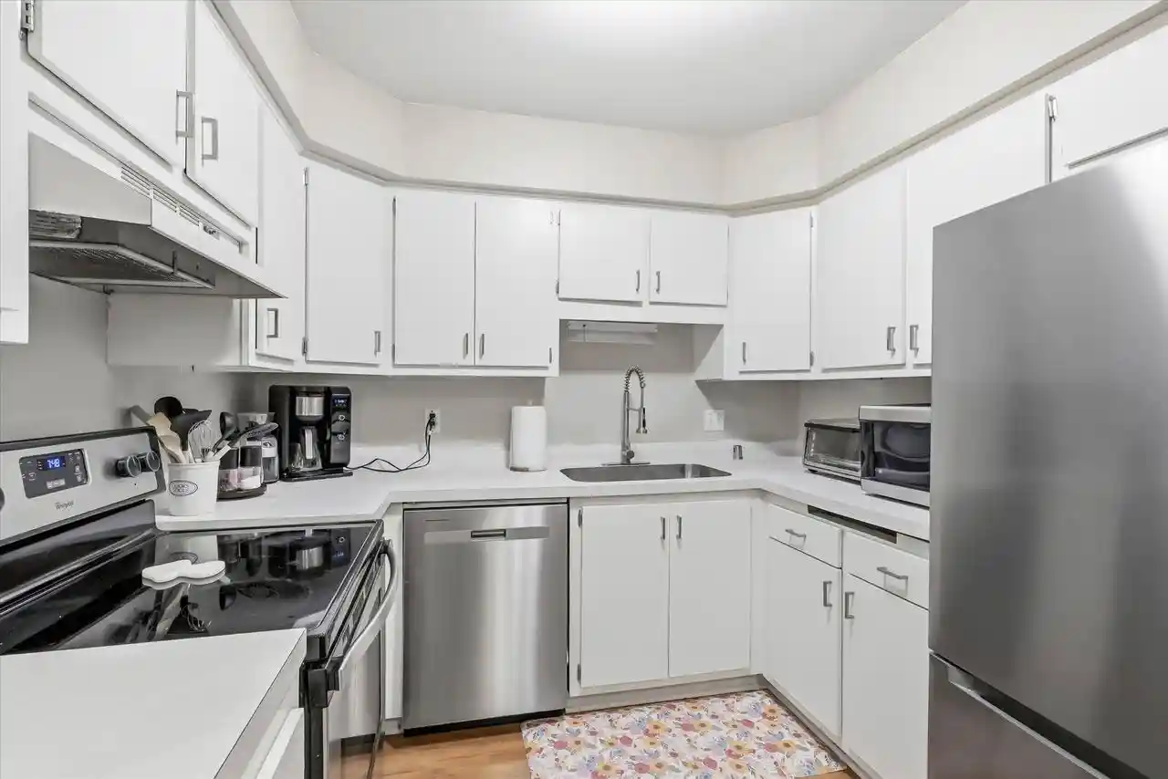 Photo 2 of Condo for sale at 7530 N Port Washington Rd, Milwaukee, WI 53217 | MLS# 1979117 | Listing updated on 2026-09-06