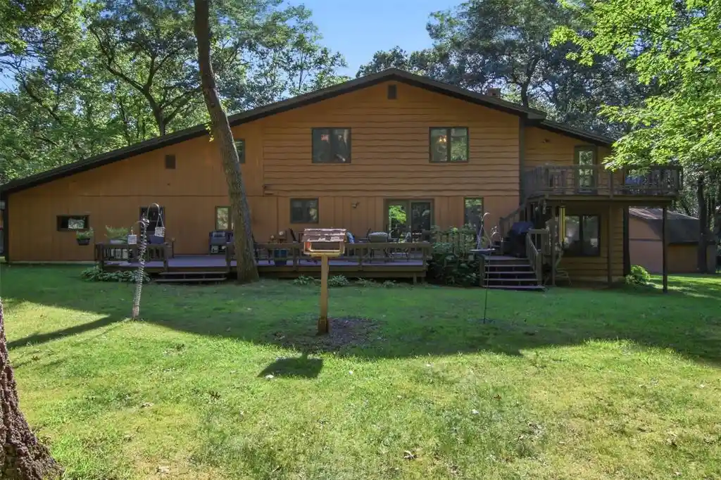 Photo 2 of Single family home for sale at W2610 Rim Rock Rd, Eau Claire, WI 54701 | MLS# 1604845 | Listing updated on 2026-09-10