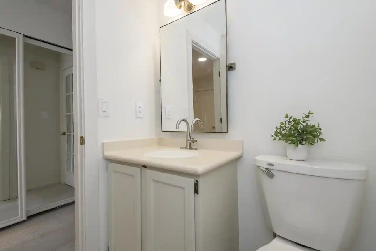 Photo 2 of Condo for sale at 7760 W Tuckaway Shrs Dr, Franklin, WI 53132 | MLS# 1979131 | Listing updated on 2026-09-20
