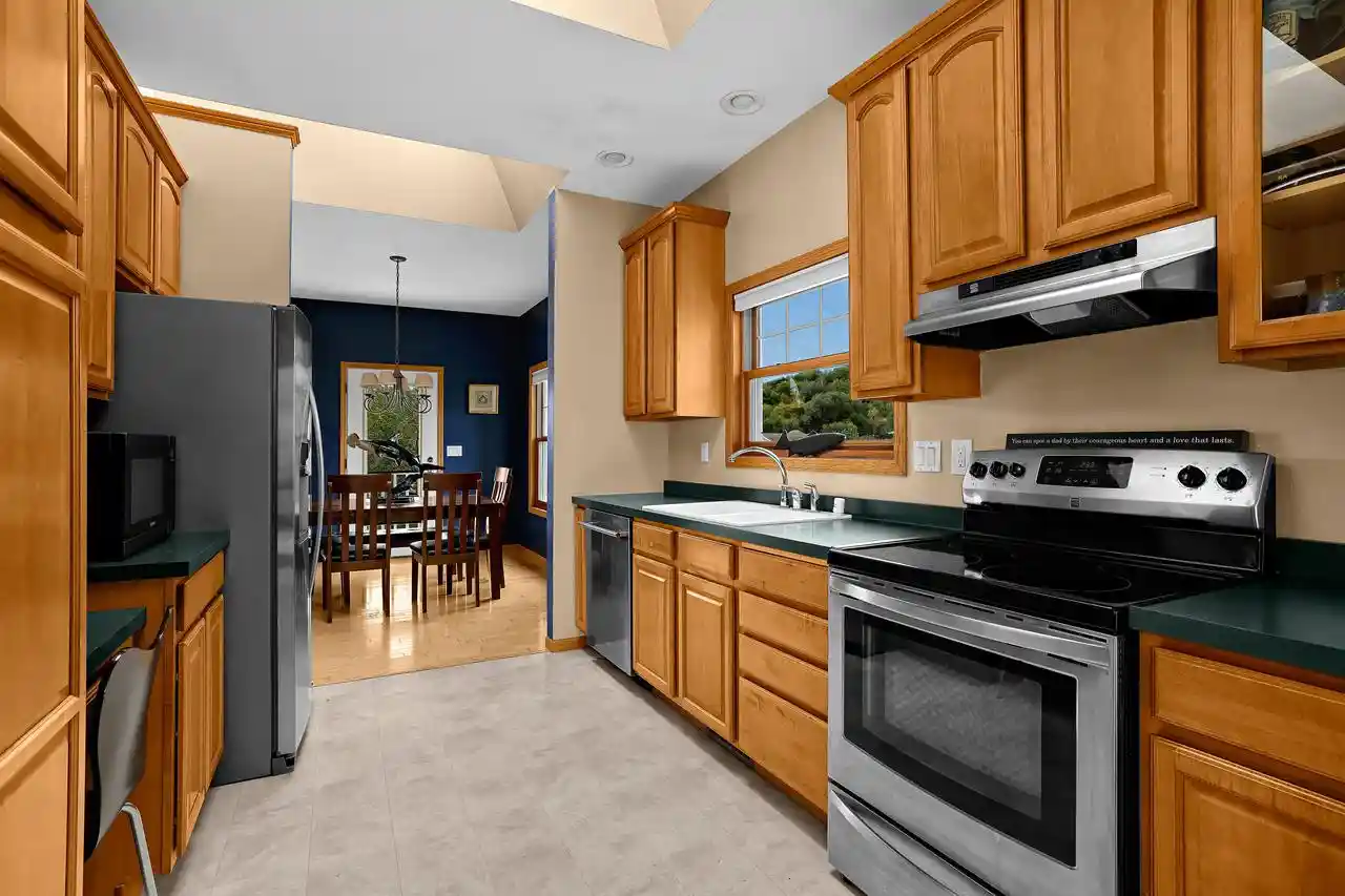 Photo 3 of Single family home for sale at 100 Calla Ct, Onalaska, WI 54650 | MLS# 1979132 | Listing updated on 2026-09-08