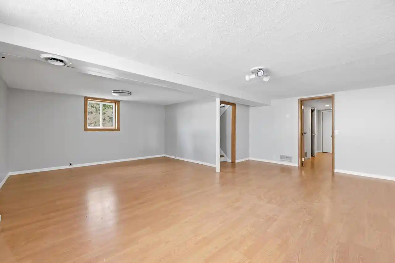 Photo 3 of Single family home for sale at 3260 33rd Street S St, La Crosse, WI 54601 | MLS# 1979129 | Listing updated on 2026-09-17