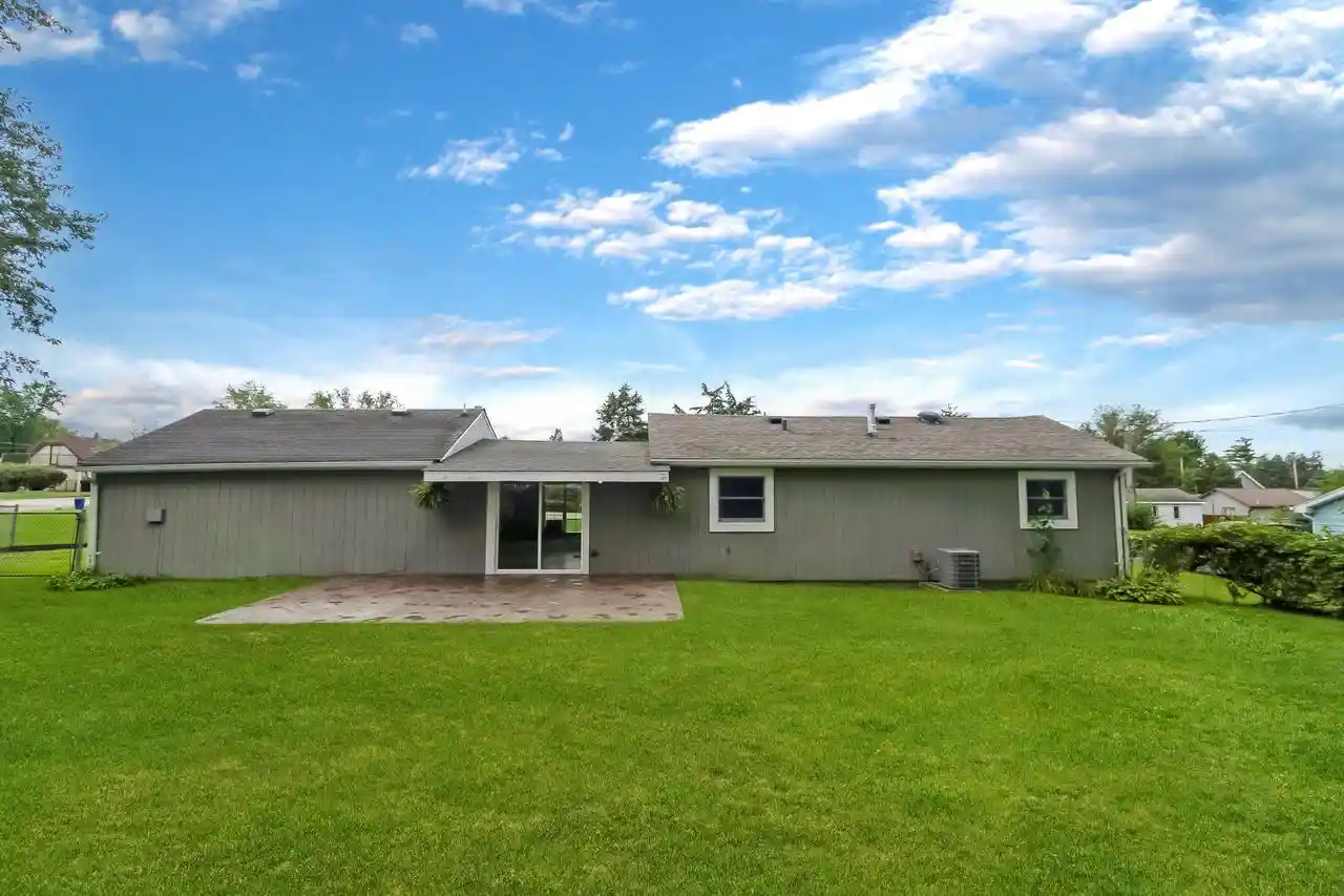 Photo 3 of Single family home for sale at 6207 245th Avenue, Salem, WI 53168 | MLS# 1979133 | Listing updated on 2026-09-15