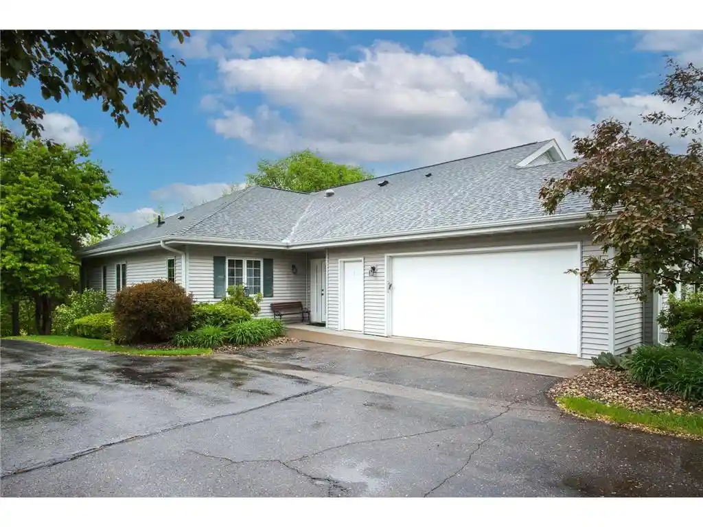 Photo 1 of Sale Pending at 2645 Golf View Dr, River Falls, WI 54022 | MLS# 7138283 | Listing updated on 2026-09-23