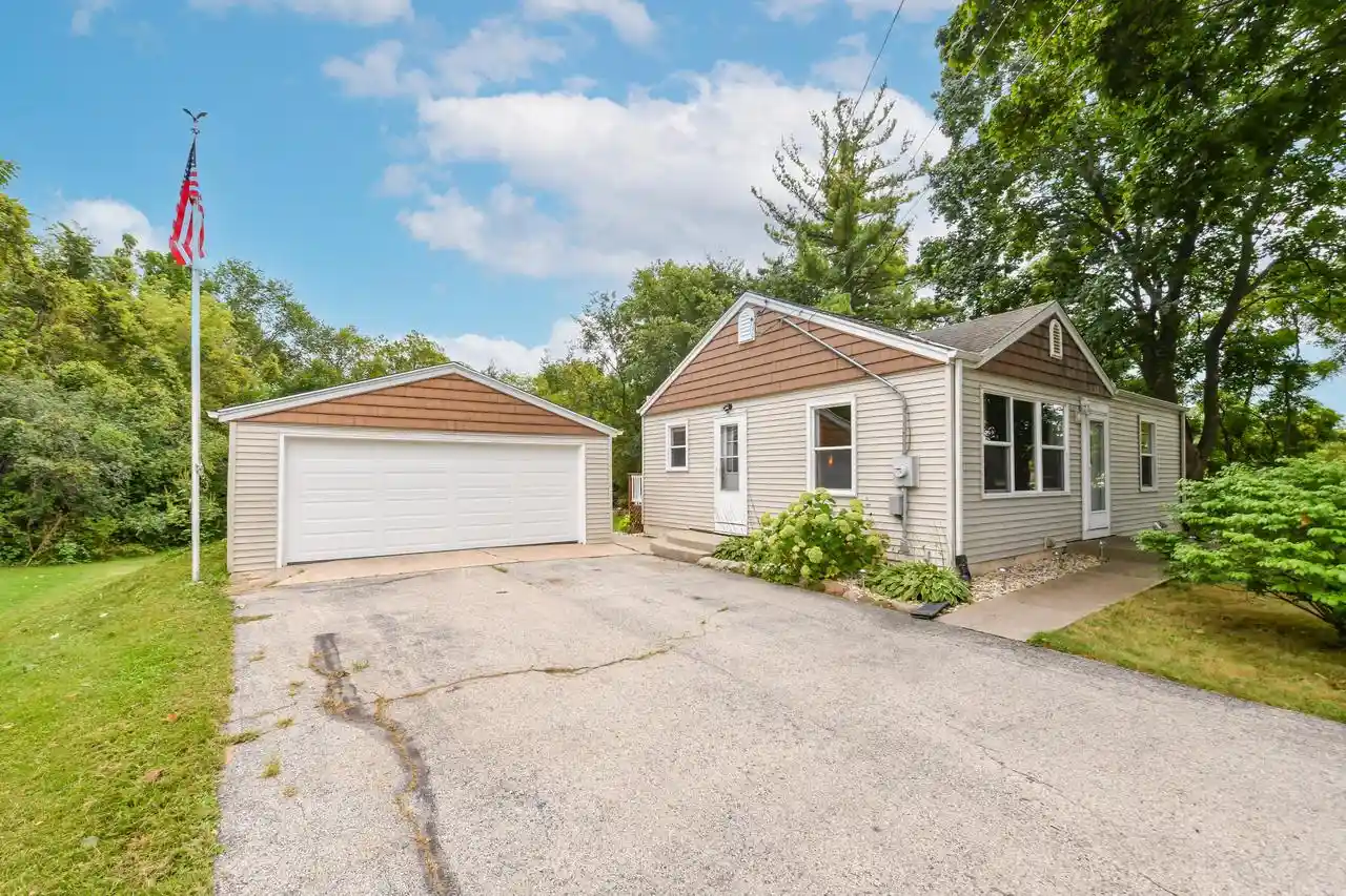 Photo 1 of Single family home for sale at 8725 Racine Ave, Waterford, WI 53185 | MLS# 1979143 | Listing updated on 2026-09-06
