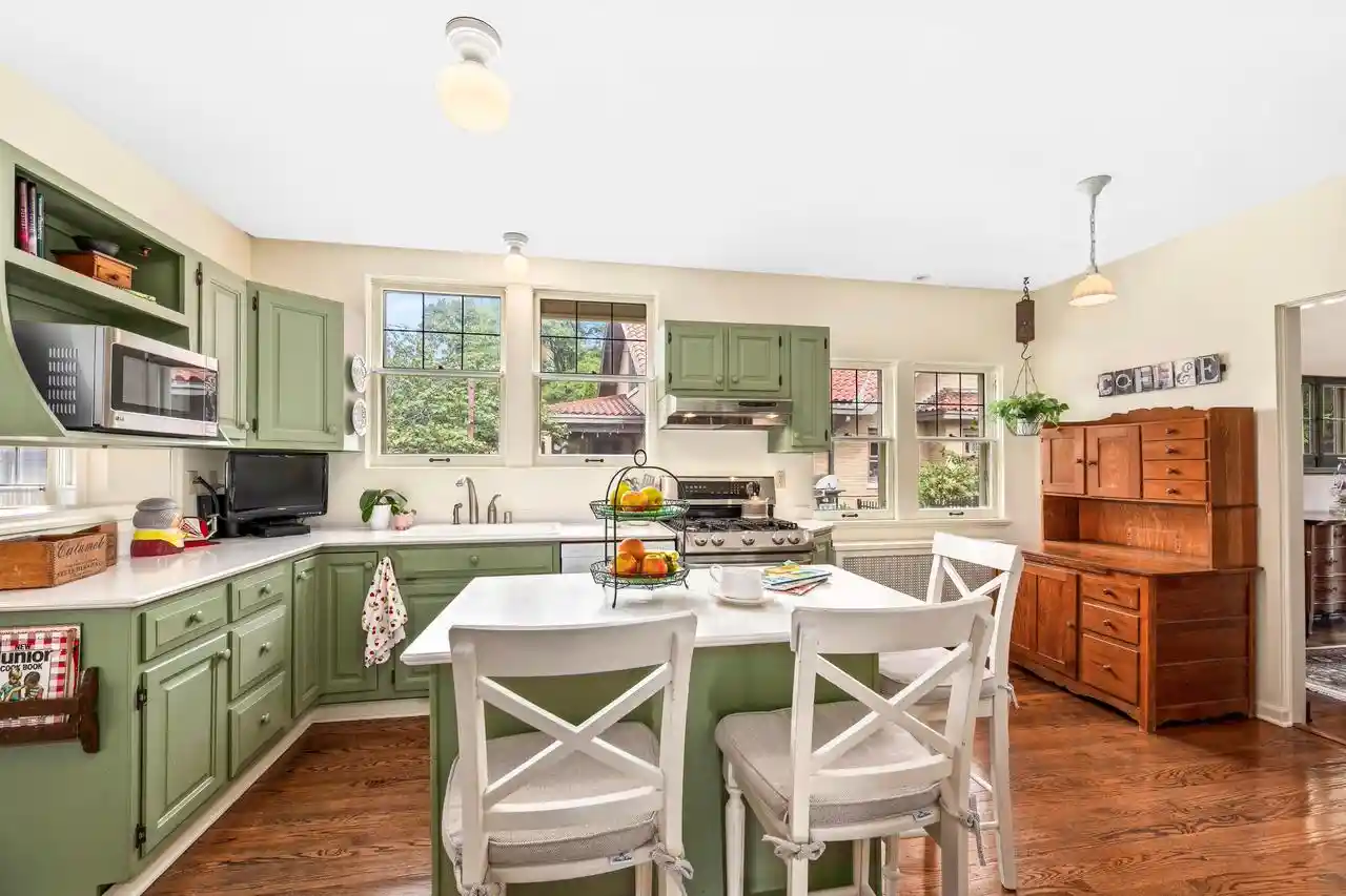 Photo 4 of Single family home for sale at 449 N 49th Street, Milwaukee, WI 53208 | MLS# 1979142 | Listing updated on 2026-09-15