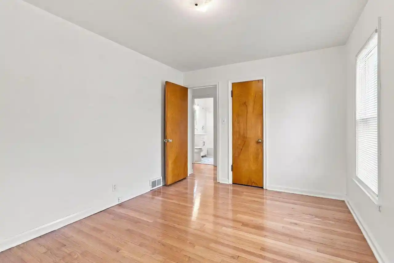Photo 3 of Single family home for sale at 2062 Shoop St, Racine, WI 53404 | MLS# 1979164 | Listing updated on 2026-09-23