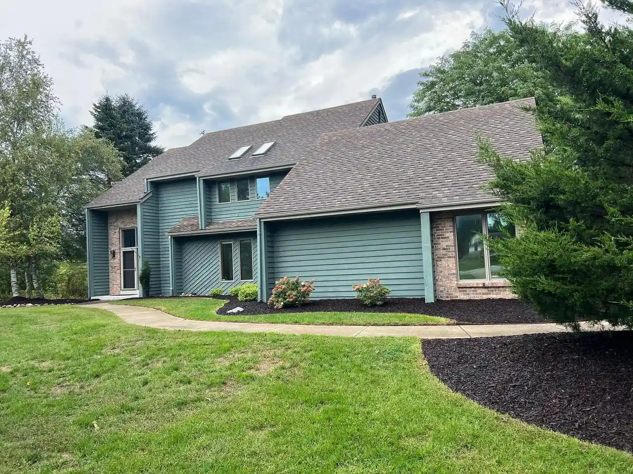 Photo 1 of Single family home for sale at W253s11030 Hunters Ct, Mukwonago, WI 53149 | MLS# 1979167 | Listing updated on 2026-09-09