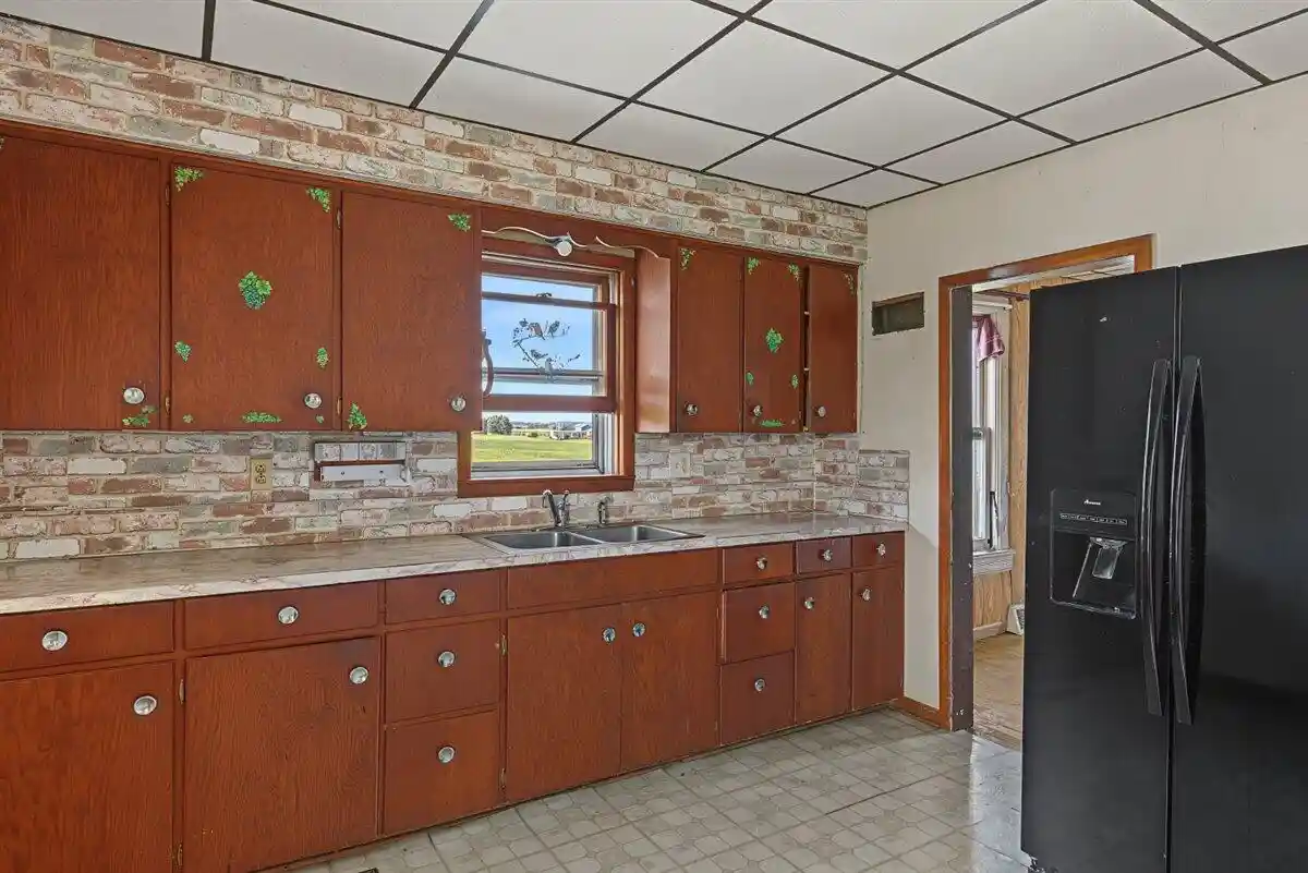 Photo 2 of Sale Pending at 1110 W Broadway St, Viroqua, WI 54665 | MLS# 1979171 | Listing updated on 2026-09-09