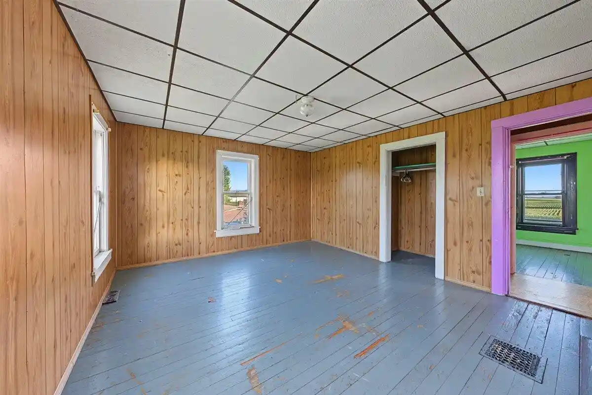 Photo 3 of Sale Pending at 1110 W Broadway St, Viroqua, WI 54665 | MLS# 1979171 | Listing updated on 2026-09-09