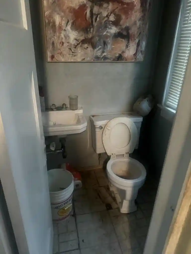 Photo 4 of Sale Pending at 6224 N Lydell Ave, Milwaukee, WI 53217 | MLS# 1979172 | Listing updated on 2026-09-06