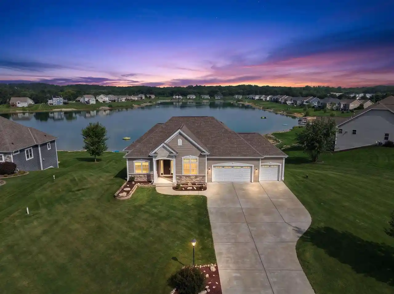 Single family home for sale at S86w22620 Lake Park Dr, Big Bend, WI 53103 | MLS# 1979177