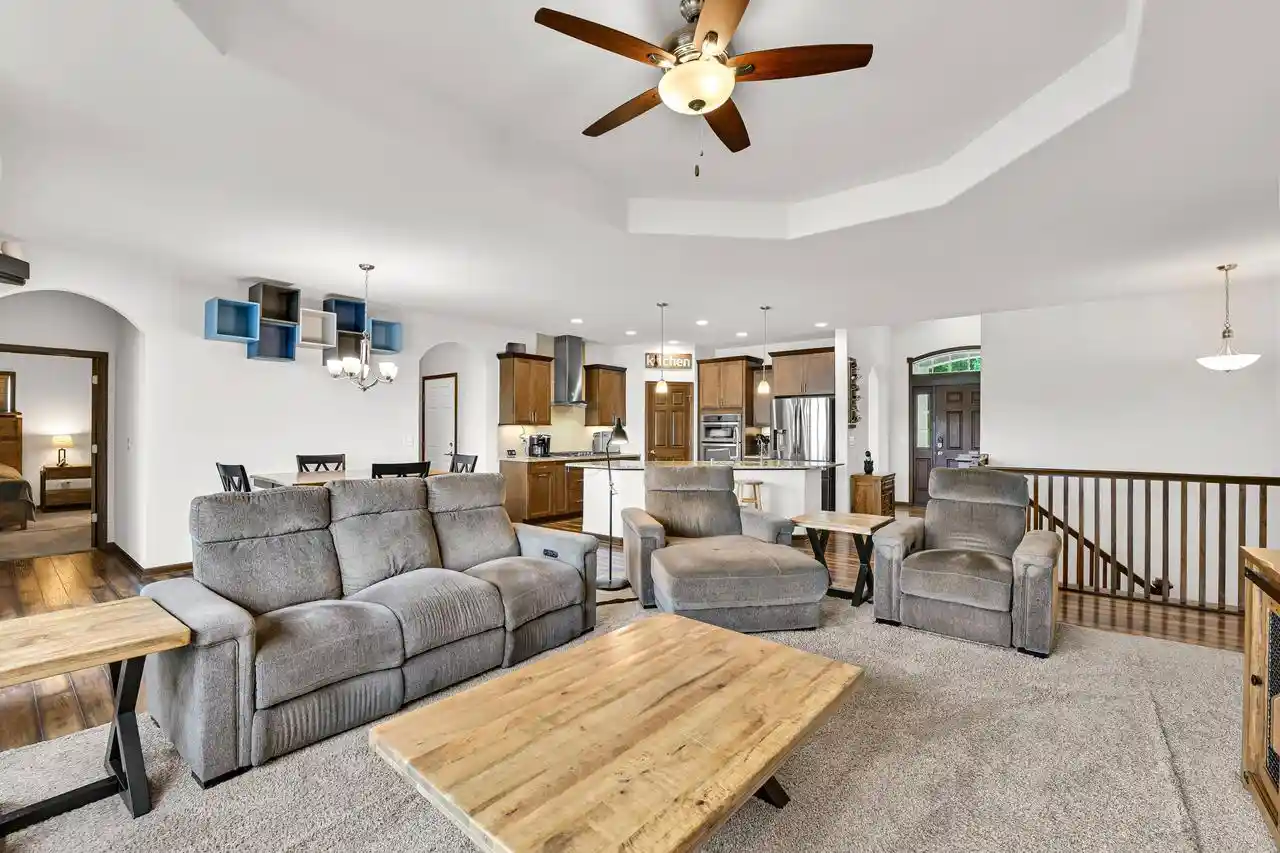 Photo 4 of Single family home for sale at S86w22620 Lake Park Dr, Big Bend, WI 53103 | MLS# 1979177 | Listing updated on 2026-09-13