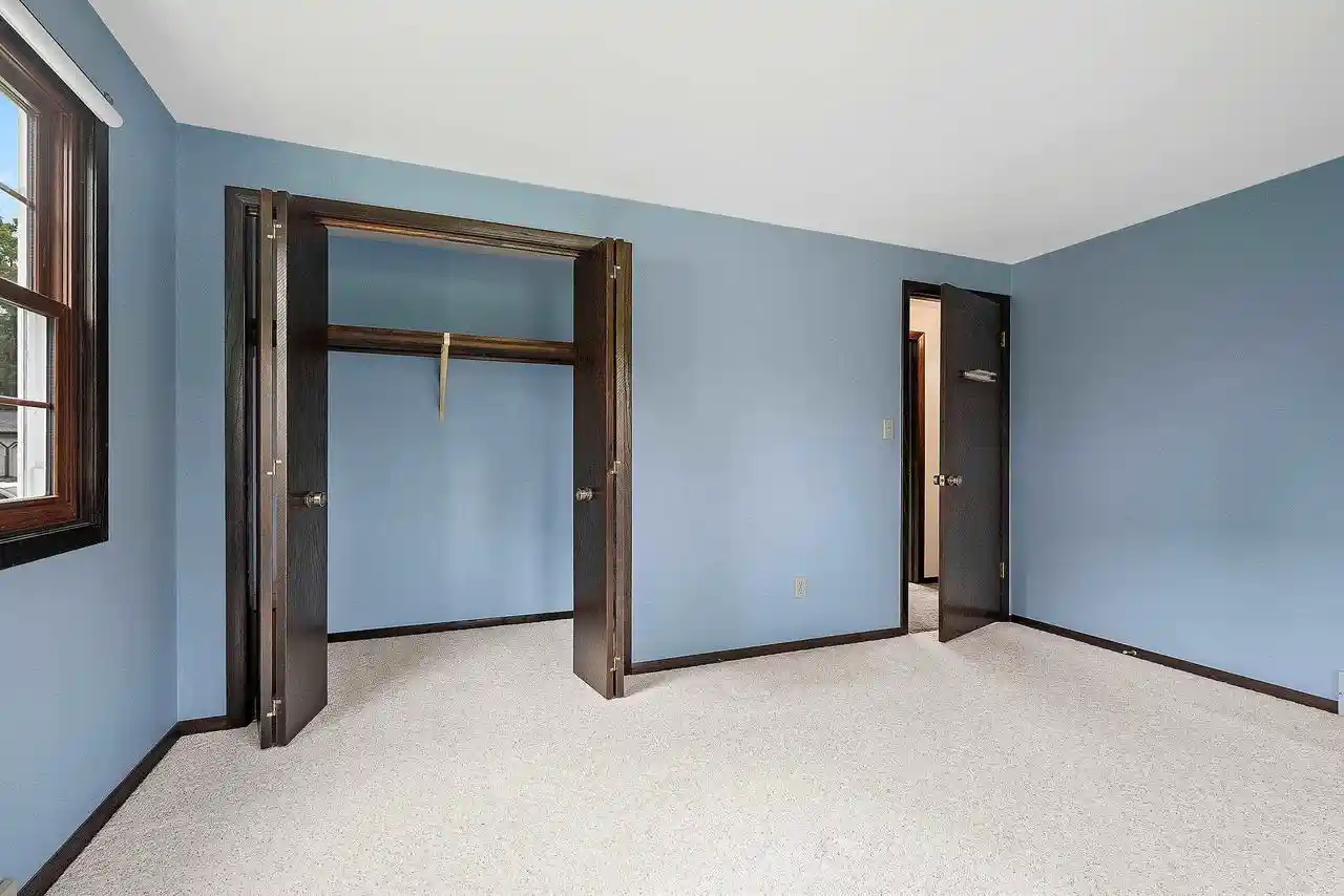 Photo 4 of Single family home for sale at 2439 Morning Star Trl, Green Bay, WI 54302 | MLS# 50332161 | Listing updated on 2026-09-08