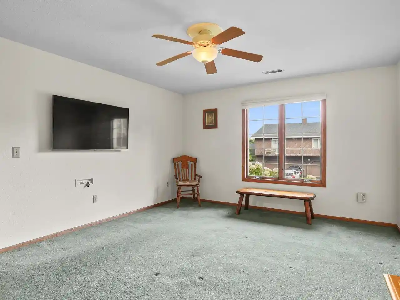 Photo 3 of Condo for sale at 2533 Cross Crk Dr #C, Sheboygan, WI 53081 | MLS# 1979184 | Listing updated on 2026-10-08