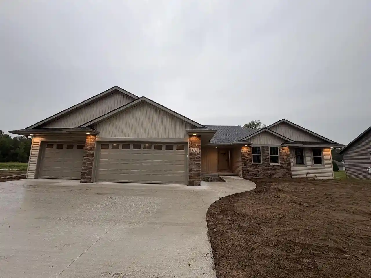 Photo 1 of Single family home for sale at 3367 Glendale Ave, Green Bay, WI 54313 | MLS# 50332162 | Listing updated on 2026-09-23
