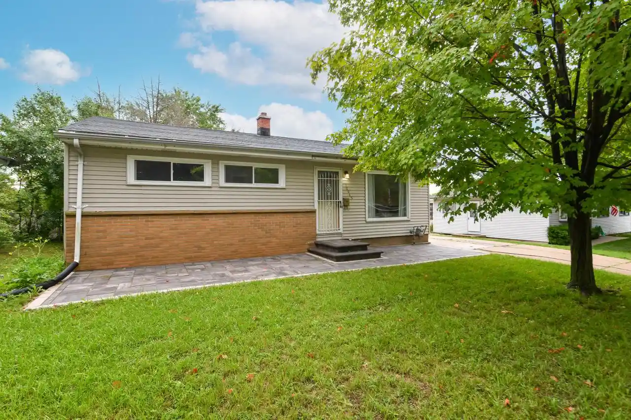 Photo 1 of Single family home for sale at 10945 W Jeffrey Ln, Milwaukee, WI 53225 | MLS# 1979188 | Listing updated on 2026-09-09