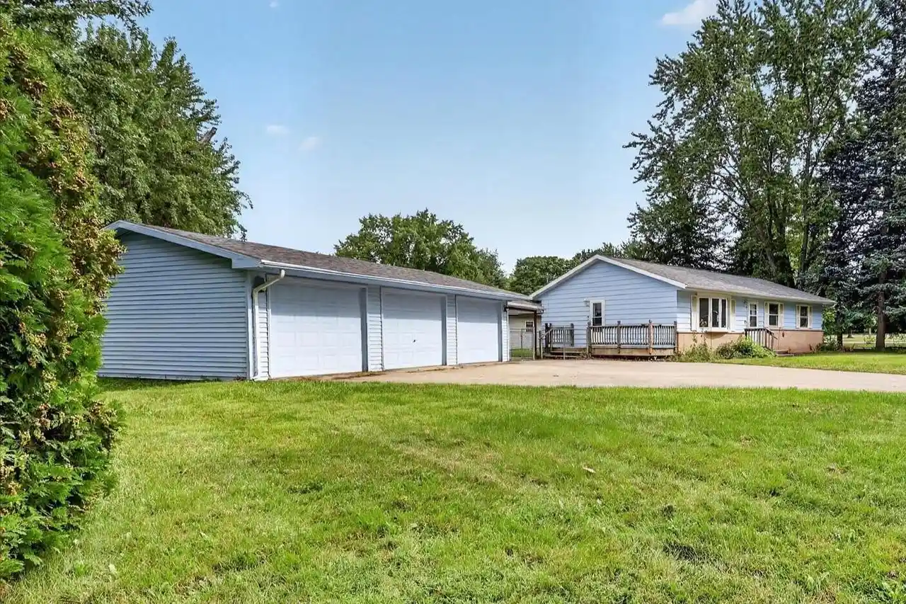 Photo 1 of Single family home for sale at 1965 Robin Rd, Beloit, WI 53511 | MLS# 2032000 | Listing updated on 2026-09-15