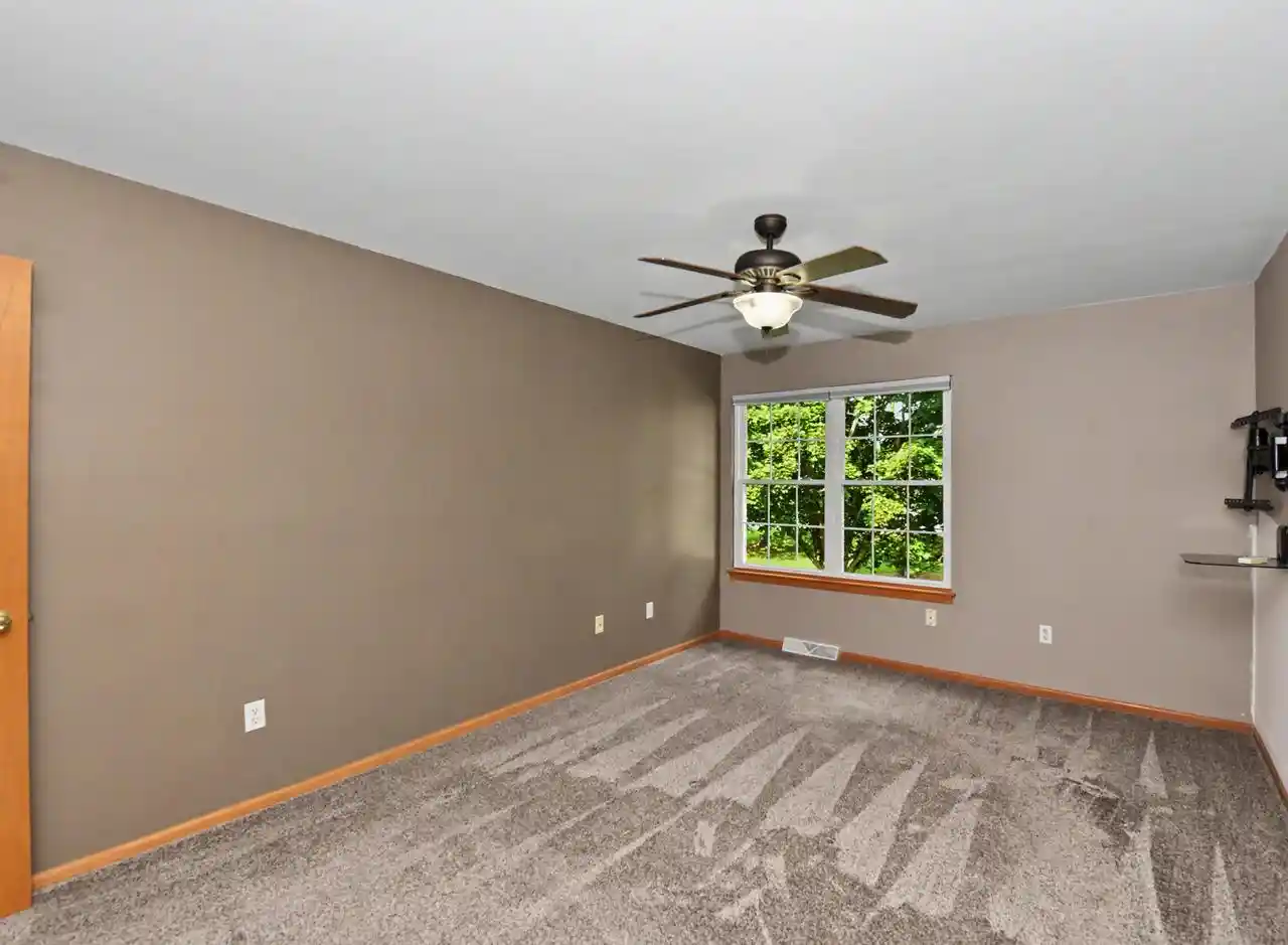 Listing Photo 4 - Condo for sale in building located at 2141 E Broadway, Waukesha, WI 53186 - Unit #B